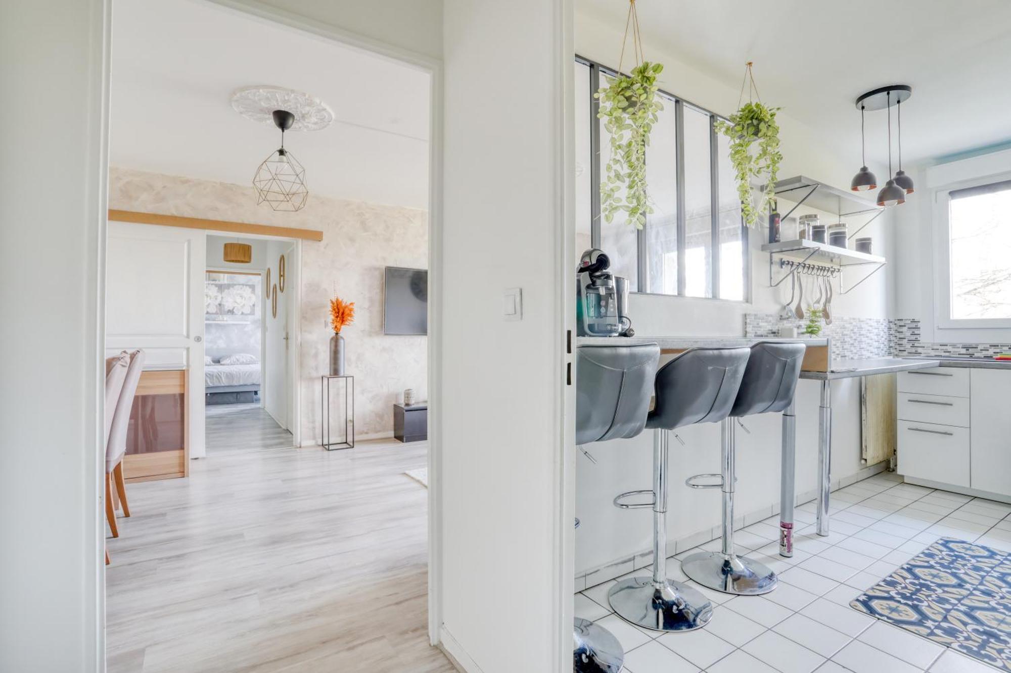 Le Warm Cocon - Spacieux T3 - 5 Personnes - Wifi Et Parking Rosny-sous-Bois Dış mekan fotoğraf