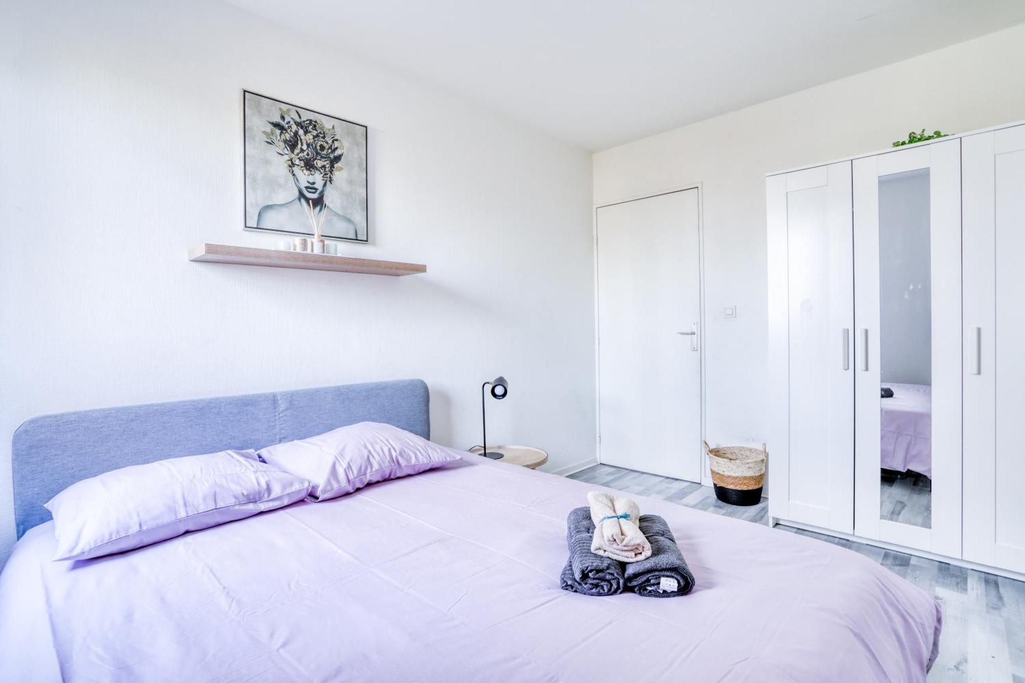 Le Warm Cocon - Spacieux T3 - 5 Personnes - Wifi Et Parking Rosny-sous-Bois Dış mekan fotoğraf