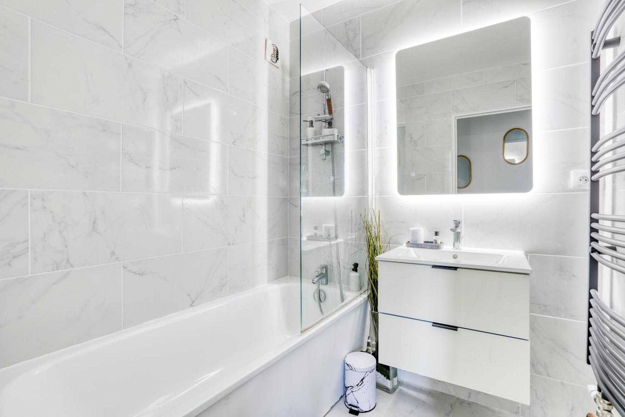 Le Warm Cocon - Spacieux T3 - 5 Personnes - Wifi Et Parking Rosny-sous-Bois Dış mekan fotoğraf