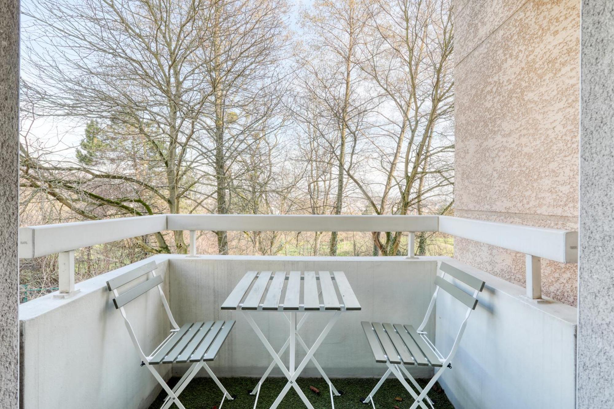 Le Warm Cocon - Spacieux T3 - 5 Personnes - Wifi Et Parking Rosny-sous-Bois Dış mekan fotoğraf